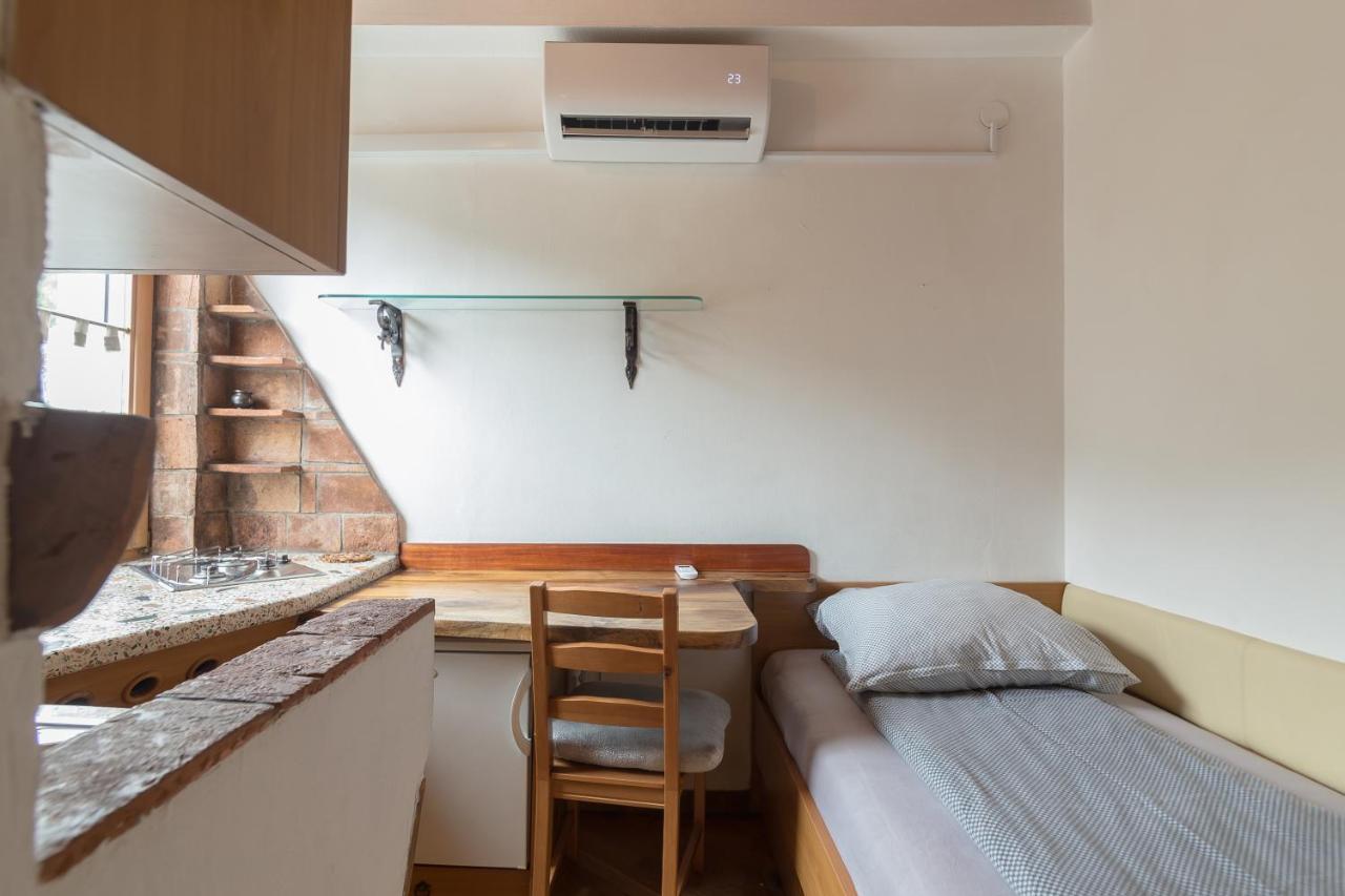 Cozy, Bright And Affordable Single Studio - Free Parking Ljubljana Exterior photo